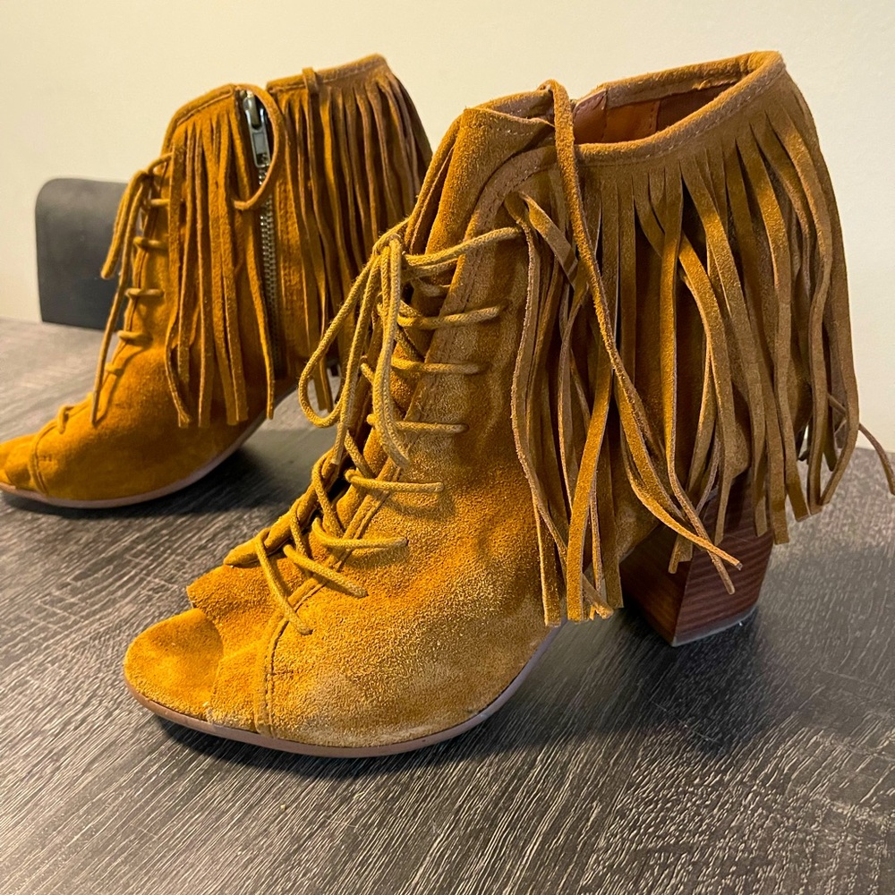 Steve Madden Fringe Heels (with zipper and tie)